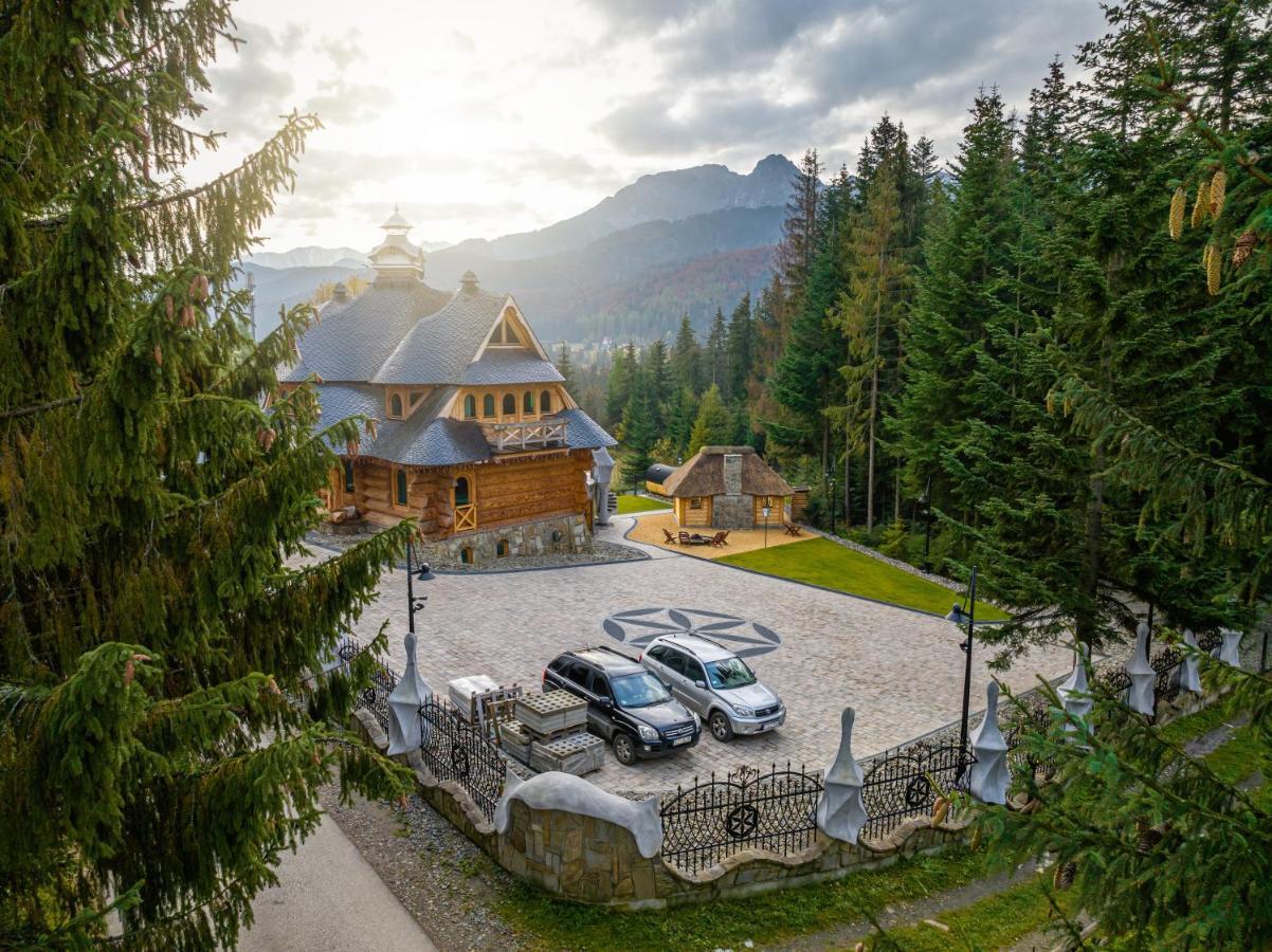 Rich Witch Villa&Spa Koscielisko Exterior photo